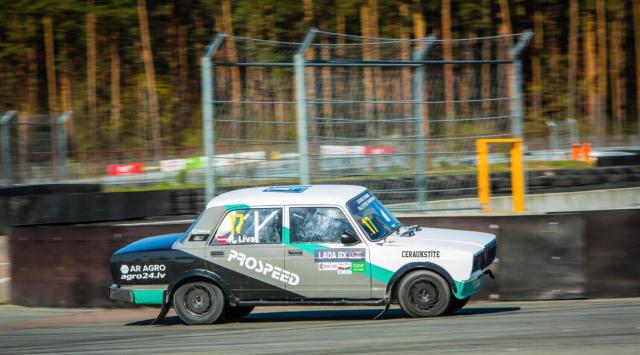 LADA 2107 RX