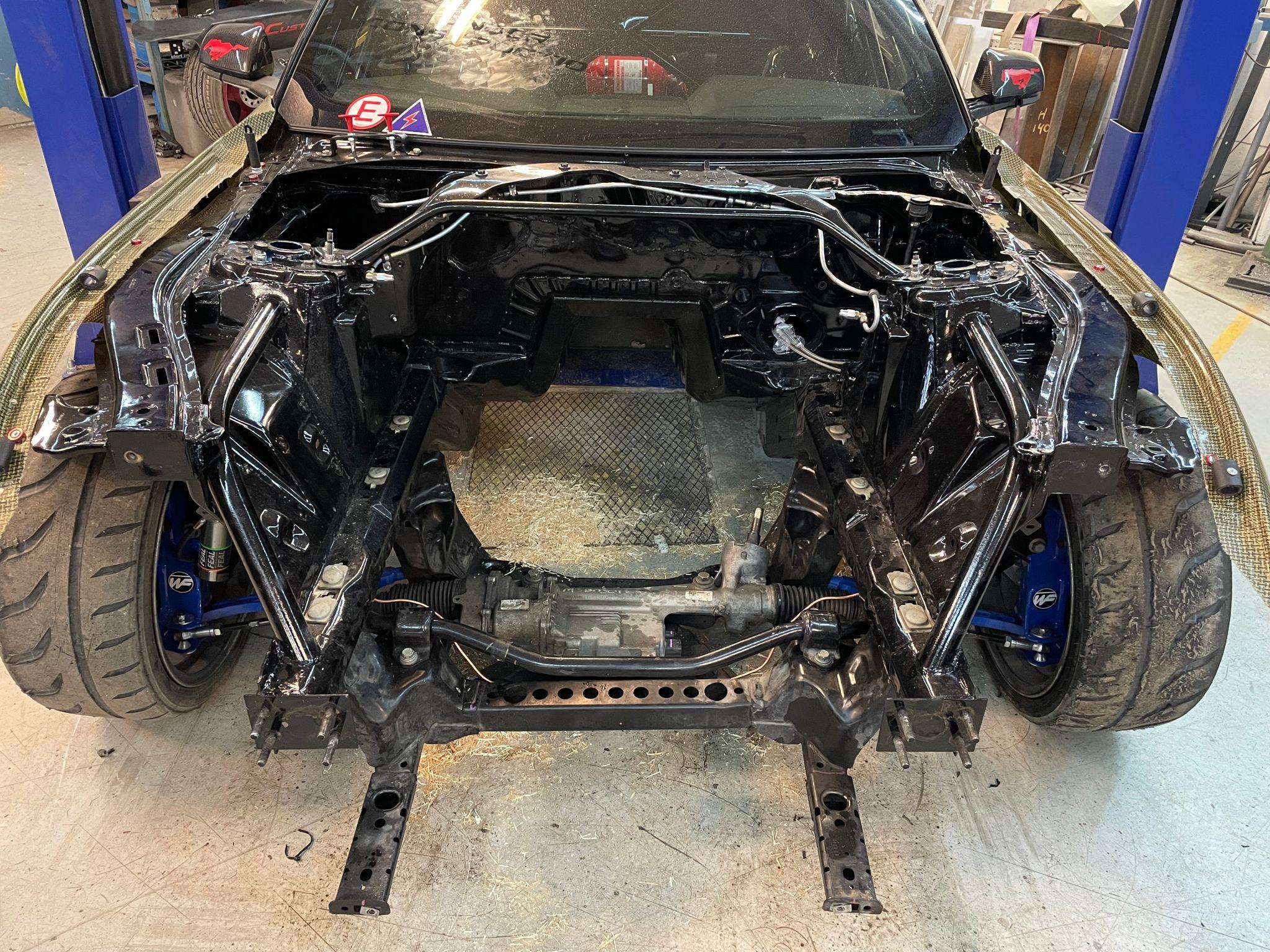 Ford Mustang "2024" Full Carbon Kevlar - 5
