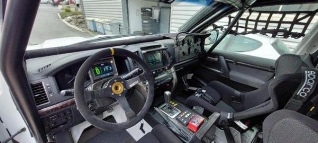 Toyota VDJ 200 V8 T2