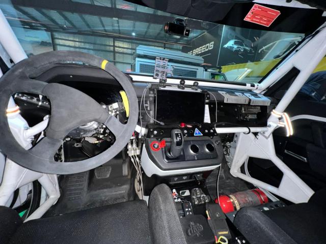 2023 Land Rover Defender 90 Bowler Rally - Image 4