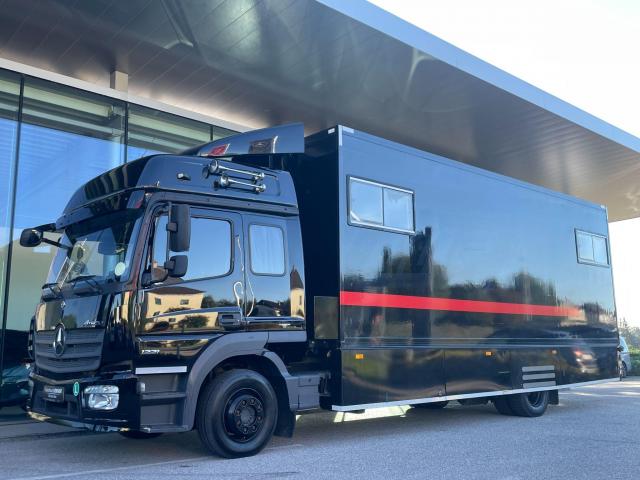 Dílenský vůz Mercedes Atego