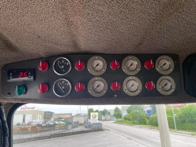 Mercedes 2636 - Rally Raid Support Truck - Obraz 4