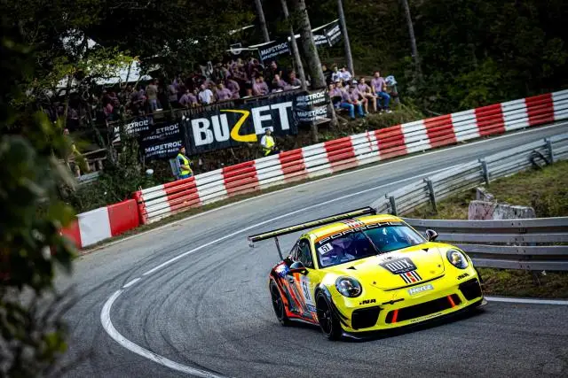 Porsche 911 GT3 Cup - Image 2