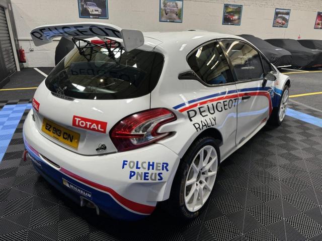 Peugeot 208 T16 R5 Full EVO (Chassis 6) EX fabrieksauto - Image 5