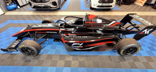Formula 4 Mygale Gen 2 - Image 3