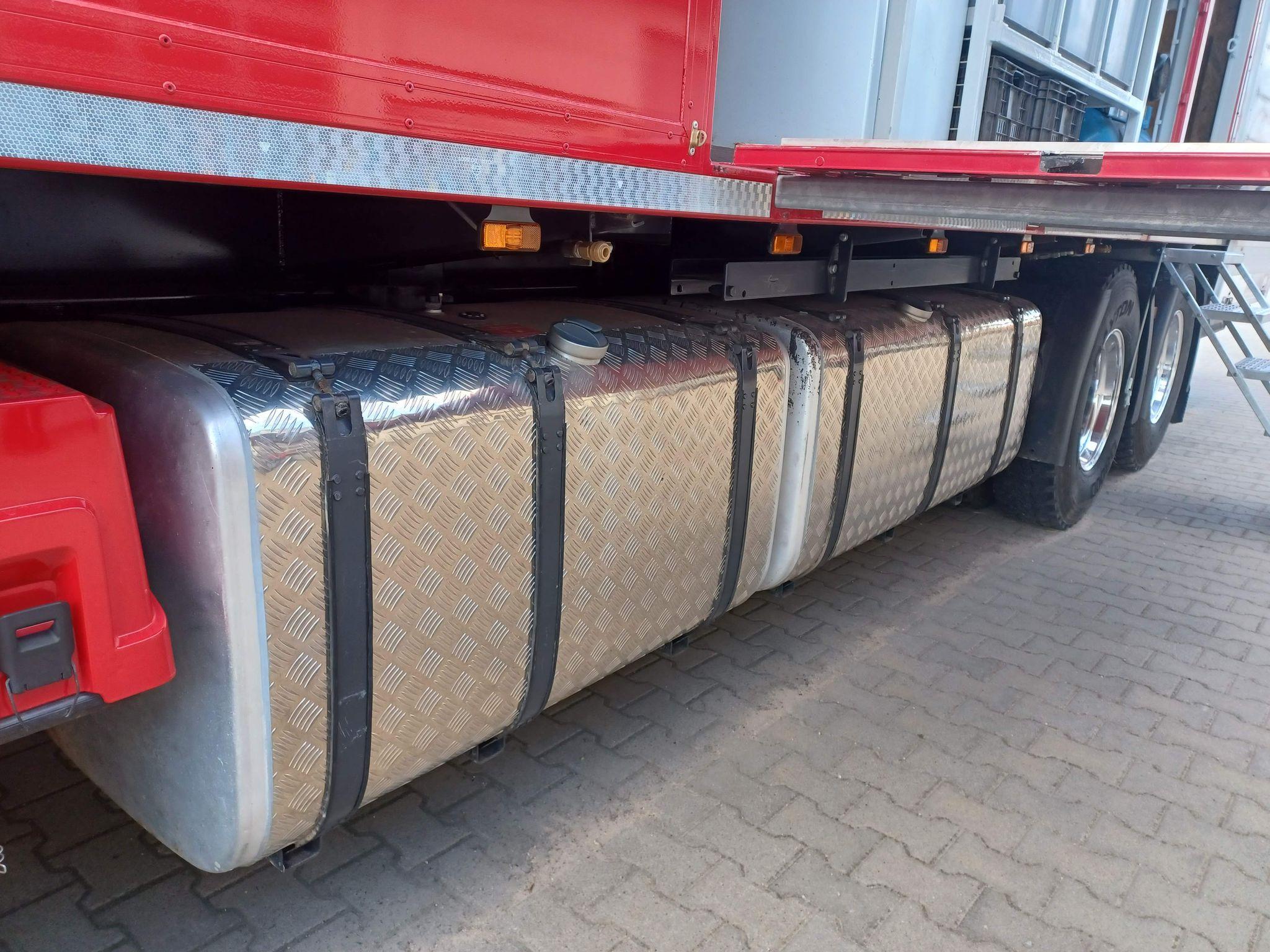 Scania 6×4 NGS service truck - 4