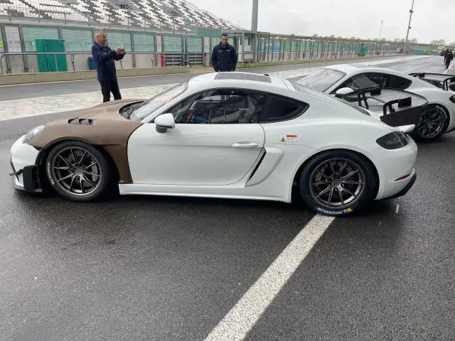 PORSCHE CAYMAN GT4 RS Clubsport - Εικόνα 9