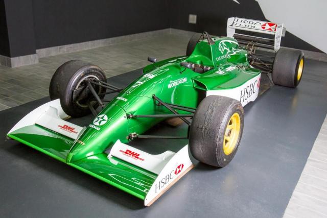 Lola T91/50 HU36 – Ex EDDIE IRVINE – Japan F3000 - Image 4