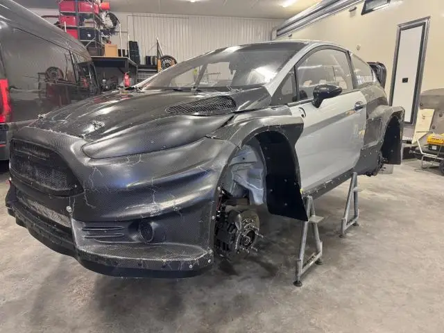 Ford Fiesta Supercar - Foto 4