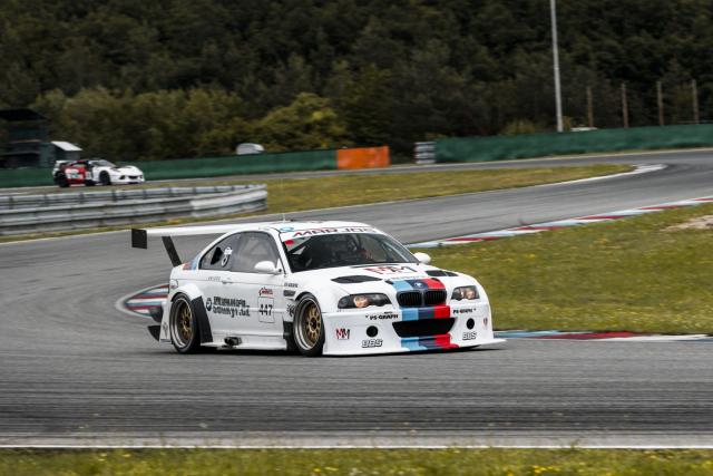 BMW M3 GTR E46 - Image 2