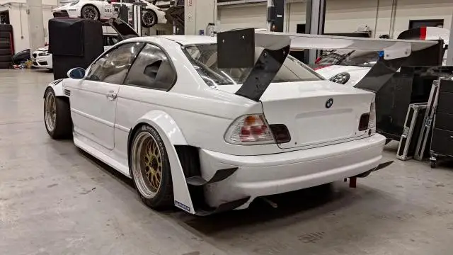 BMW M3 GTR E46 - Image 5