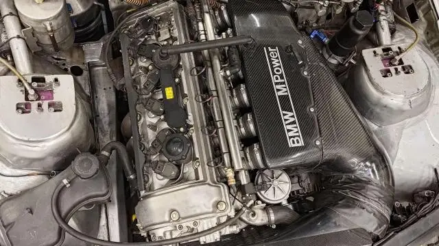 BMW M3 GTR E46 - Image 10