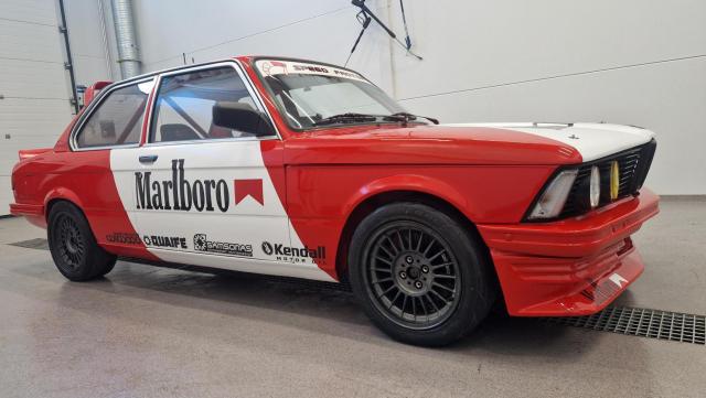 BMW E21