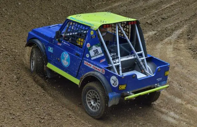 Suzuki Samurai Offroad - Image 3