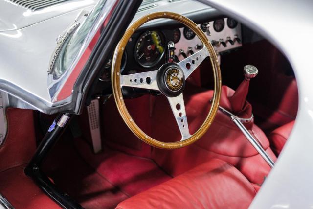JAGUAR E-Type SL - Image 7
