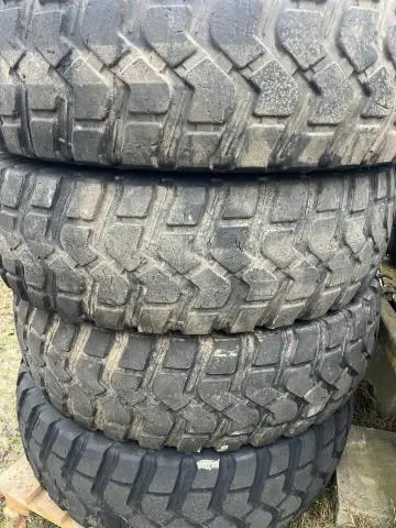 Prometeon 14.00 r.20 tyres - Image 3