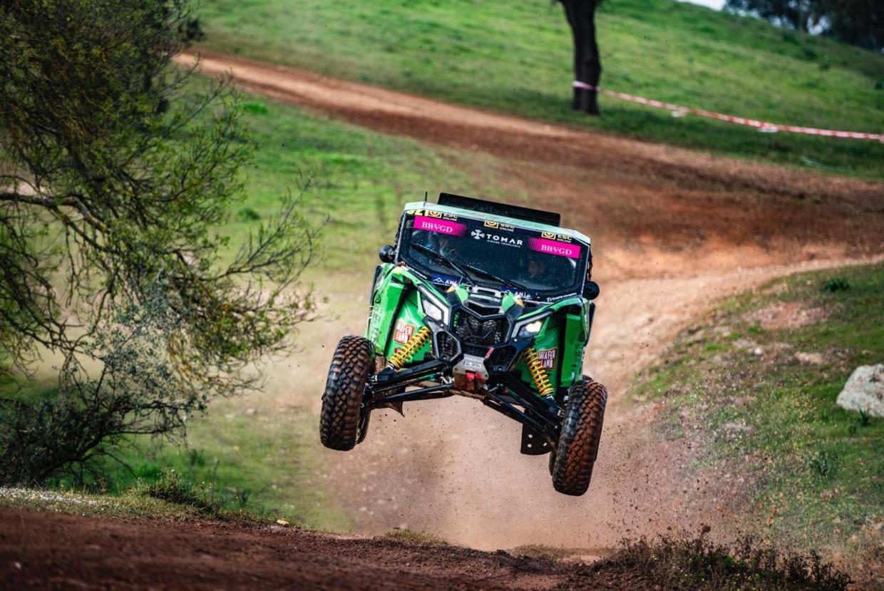 South Racing Can-Am Maverick X3 T3/T4 Vítěz Dakaru - Image 3