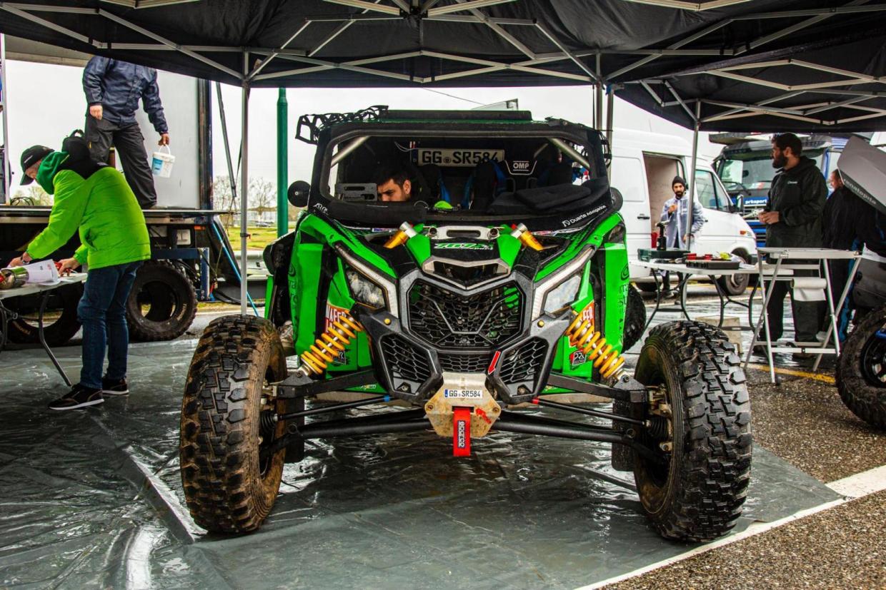 South Racing Can-Am Maverick X3 T3/T4 Vítěz Dakaru - Image 8