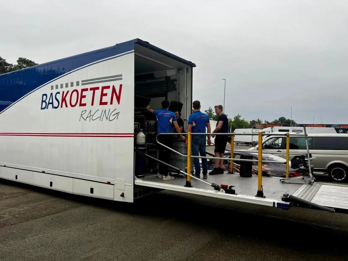 Fully Equipped Race Trailer - Image 9