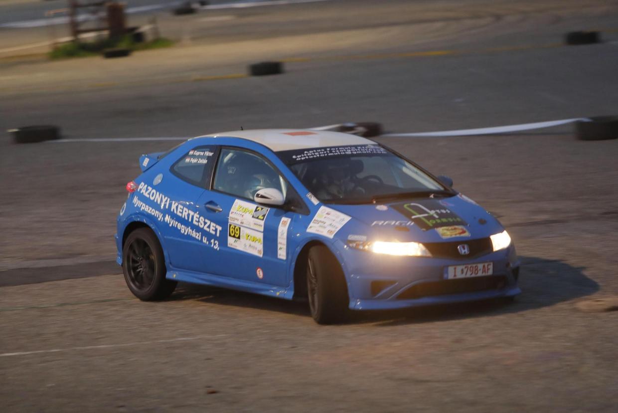 Honda Civic Type-R FN2 - Image 8
