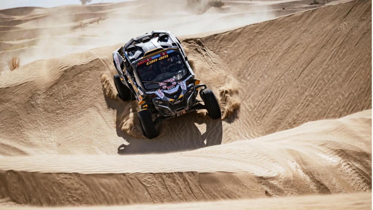 Dakar mit einem Can-Am Maverick R Offizieller Werkswagen T4 FIA