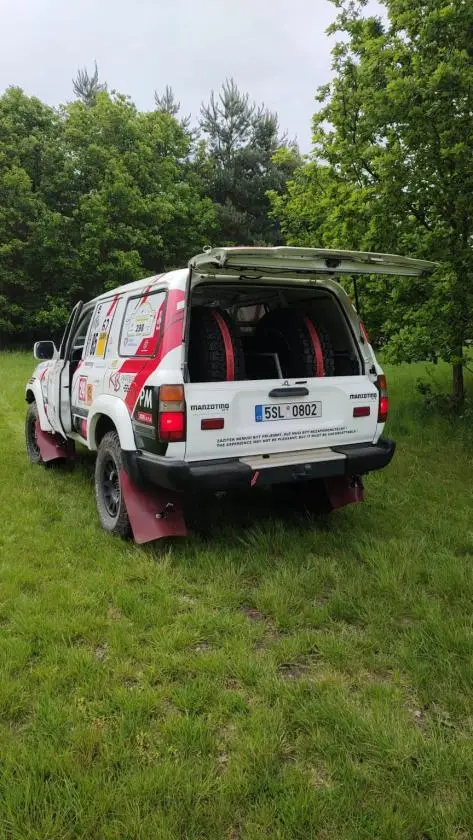 Toyota Land Cruiser HDJ 80 - Obrázek 2