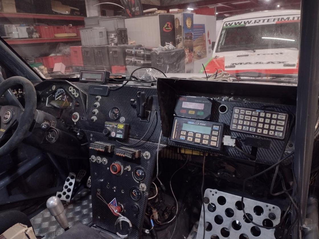 Mitsubishi Pajero EVO T1 TH Dakar Classic - Image 6