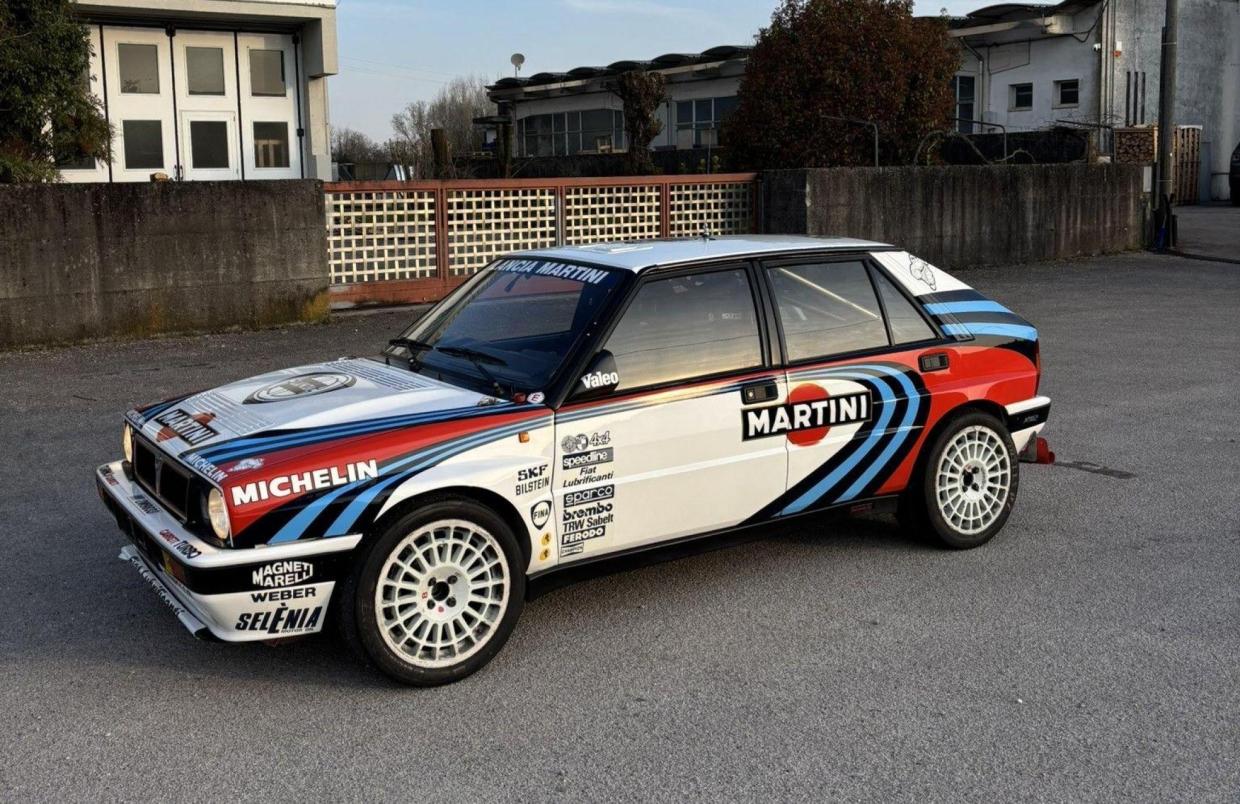 LANCIA DELTA 16V GR.A FIA car part Exch R5, Road car - Bild 1