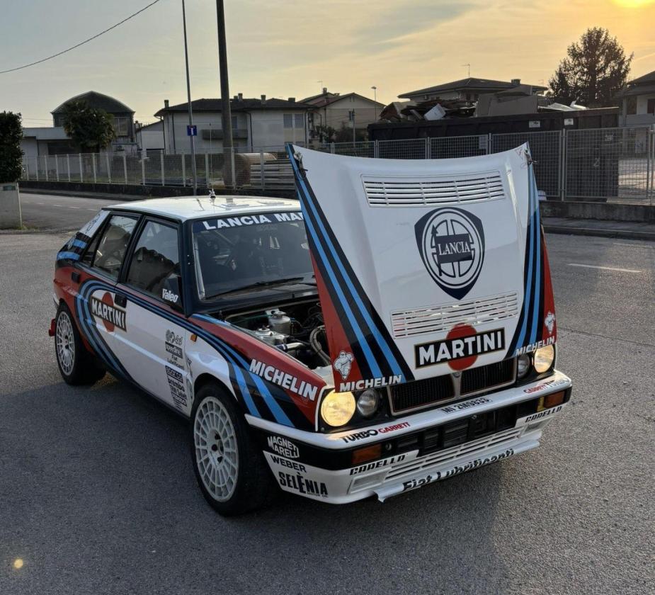 LANCIA DELTA 16V GR.A FIA car part Exch R5, Road car - Bild 8