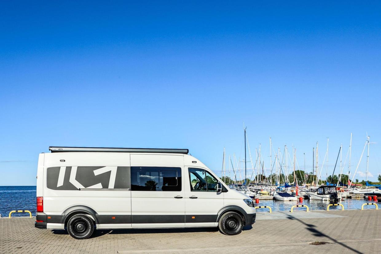 Professionally build Service/Hospitality van - Image 3
