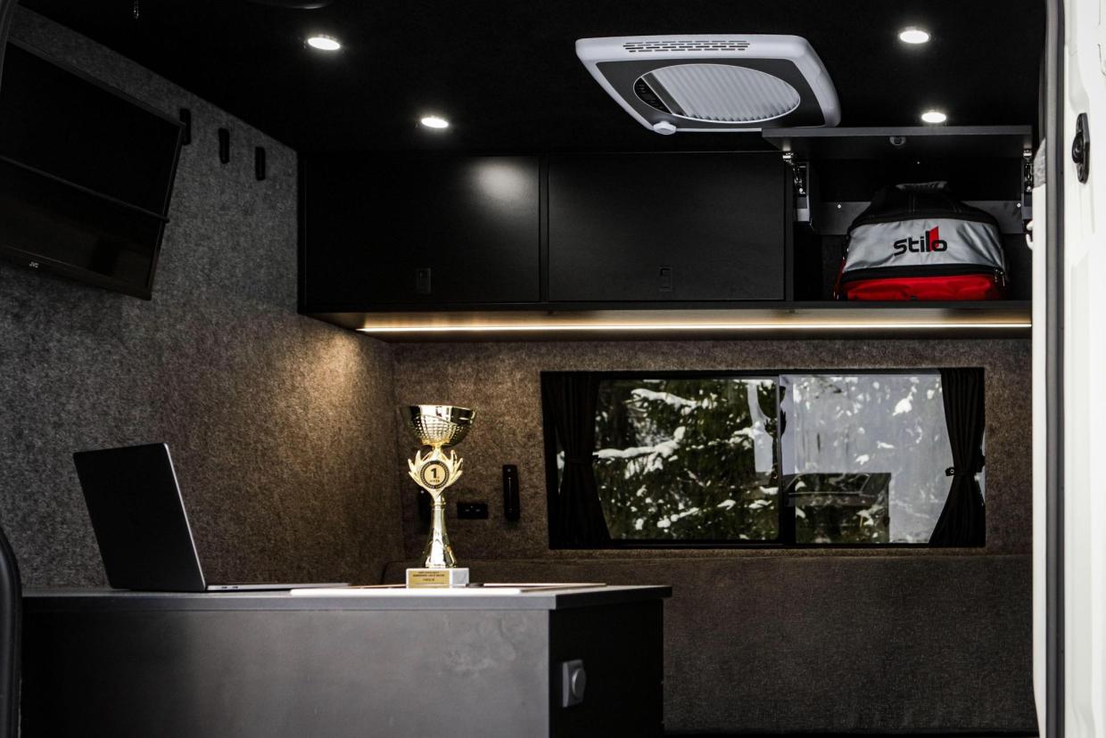 Professionally build Service/Hospitality van - Image 4