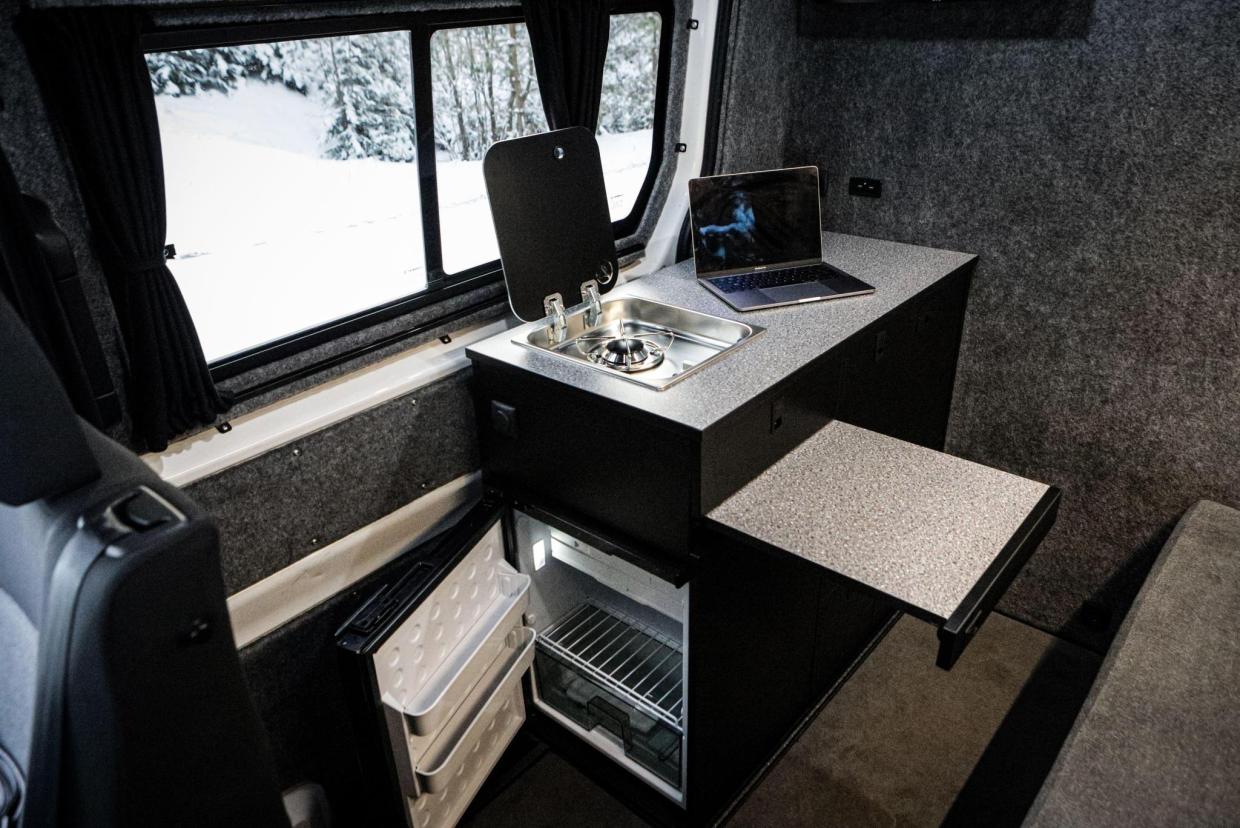 Professionally build Service/Hospitality van - Image 6