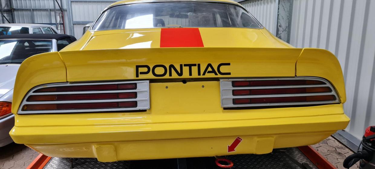 Pontiac Firebird Trans Am, 9,5-litreni trkaći automobil, superbrz - Slika 10