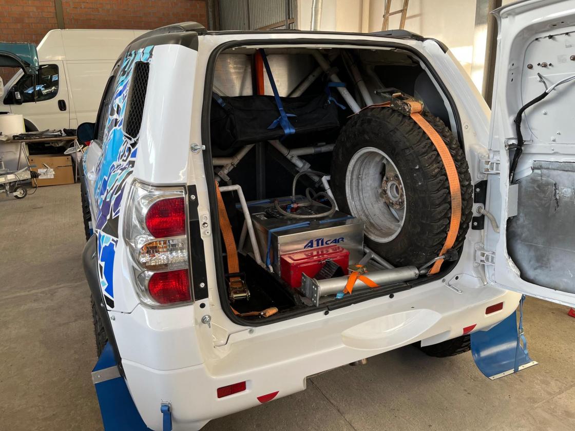 Suzuki Grand Vitara T1 Rally Raid - Image 8