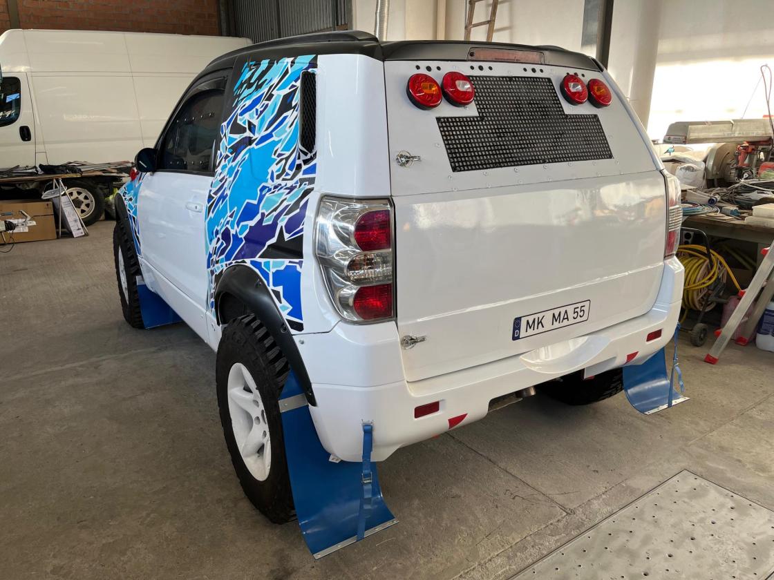 Suzuki Grand Vitara T1 Rally Raid - Image 9