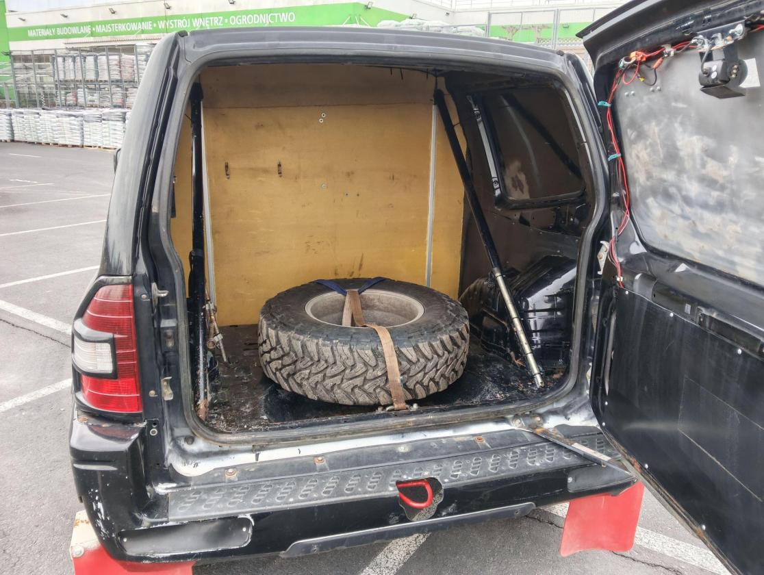Mitsubishi Pajero 3 T2 3.2D - Image 5