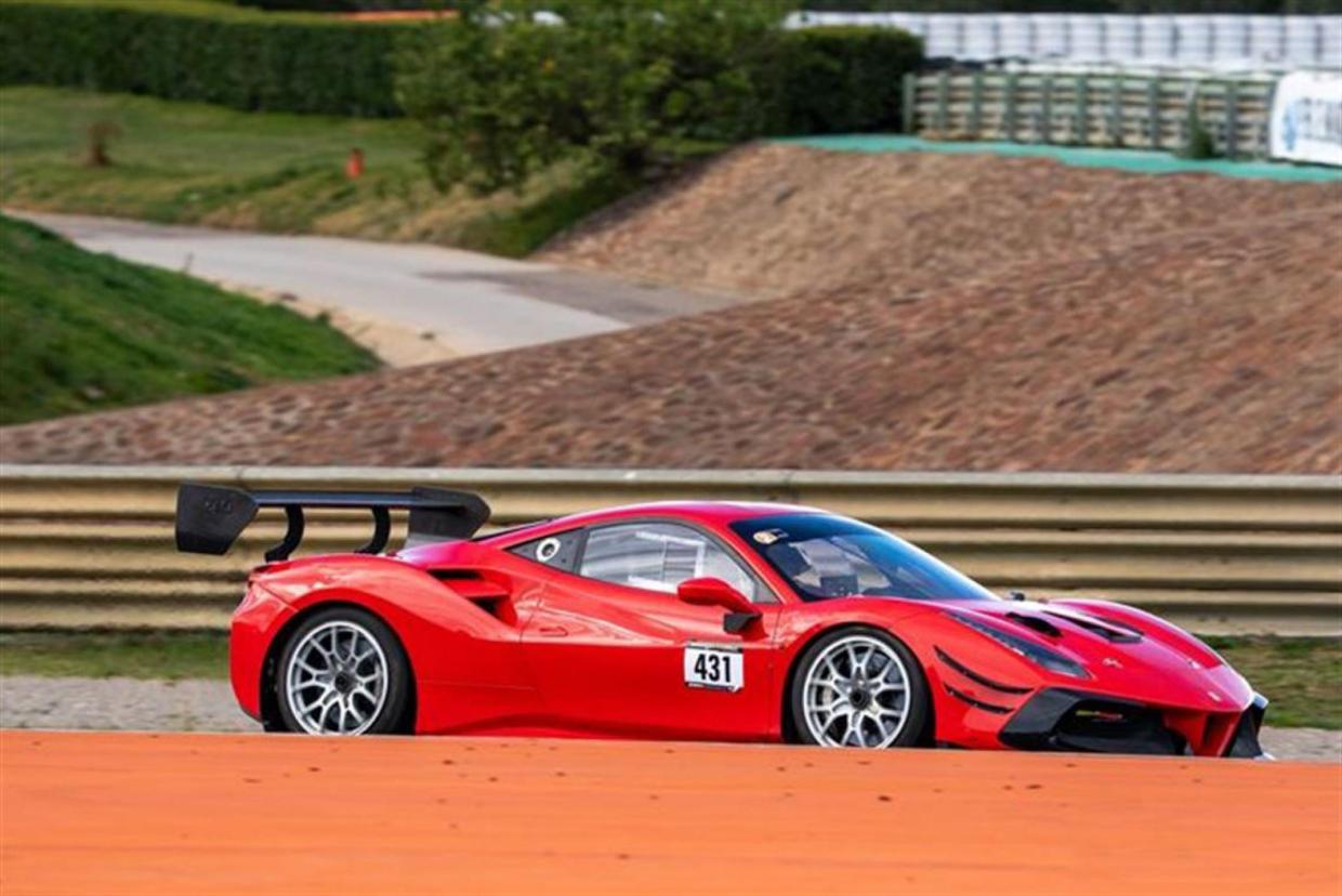 Ferrari 488 Challenge EVO