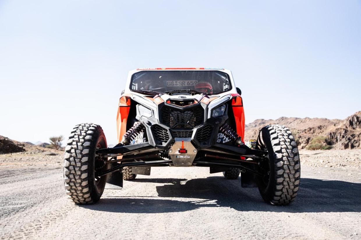 Can-Am Maverick X3 South Racing Wide full works spec