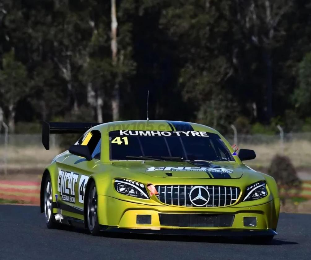 TA2 Howe Camaro - AMG C Mercedes DTM - Image 10