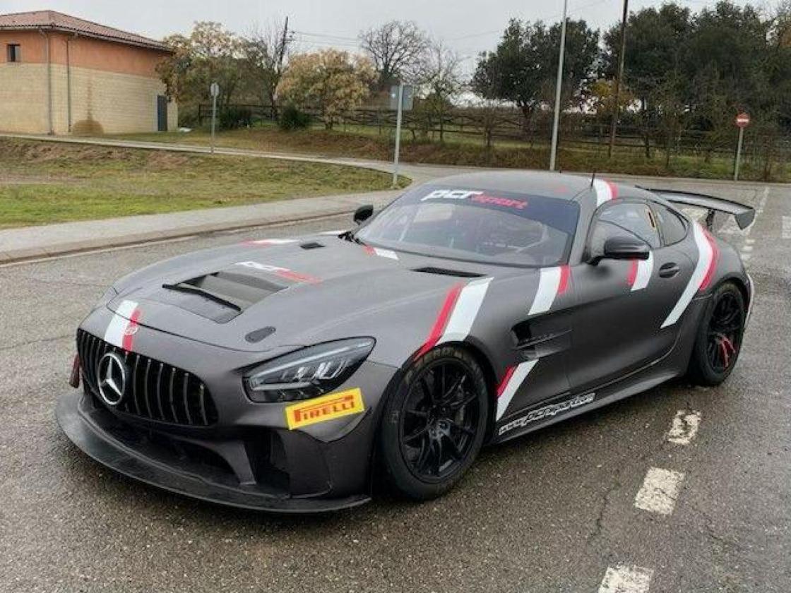 Mercedes-AMG GT4