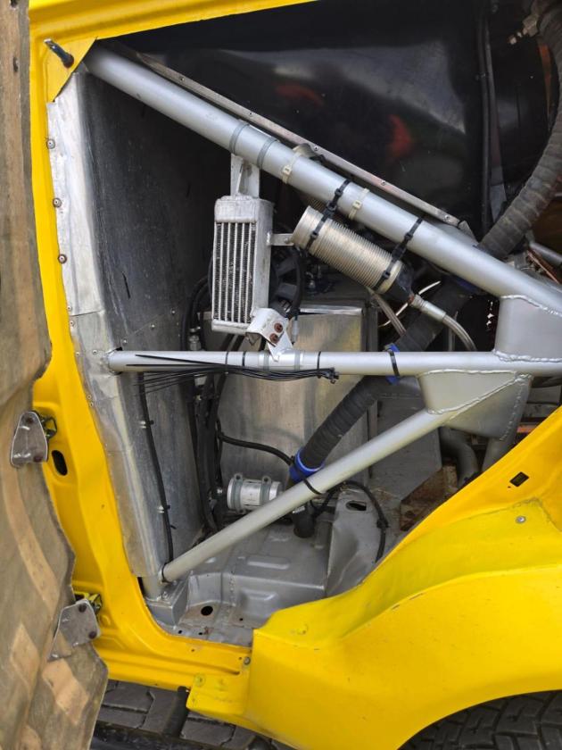 MITSUBISHI PAJERO T1 DAKAR – 370 KM | 1970 KG | LAMINAT | KEVLAR - Image 2