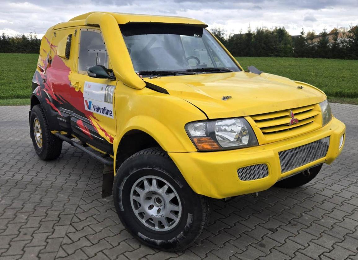 MITSUBISHI PAJERO T1 DAKAR – 370 KM | 1970 KG | LAMINAT | KEVLAR - Image 9