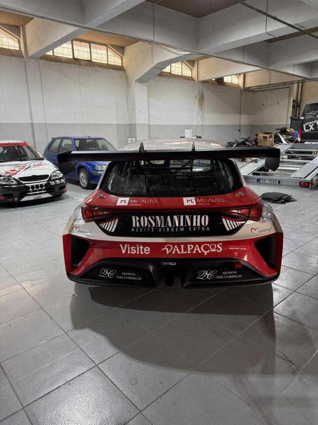 Cupra TCR Competition - Image 4