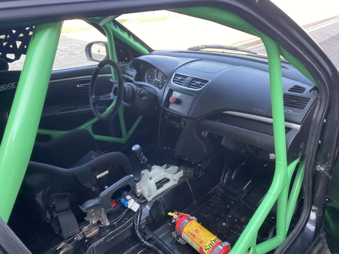 SUZUKI SWIFT 1.6 - Image 6