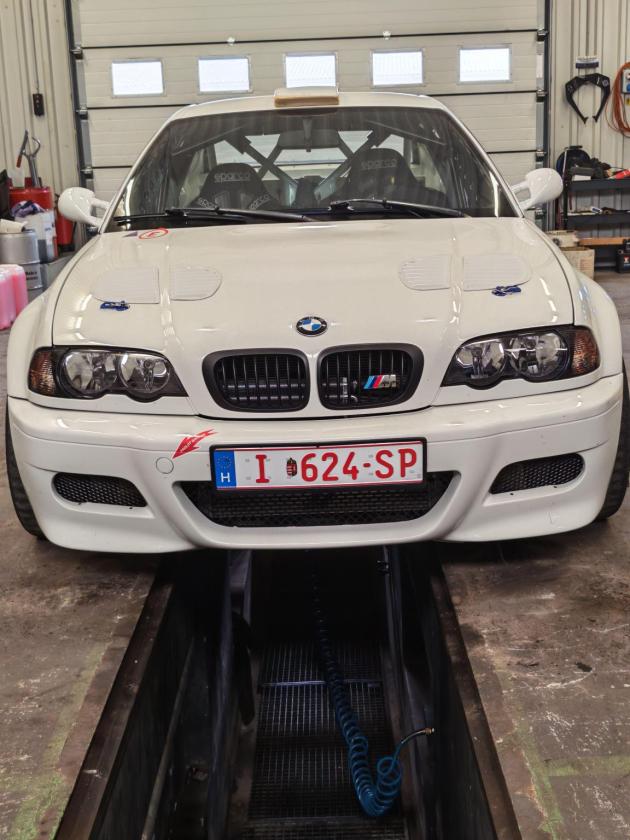 NIEUWE BMW E46 M3-rallyauto