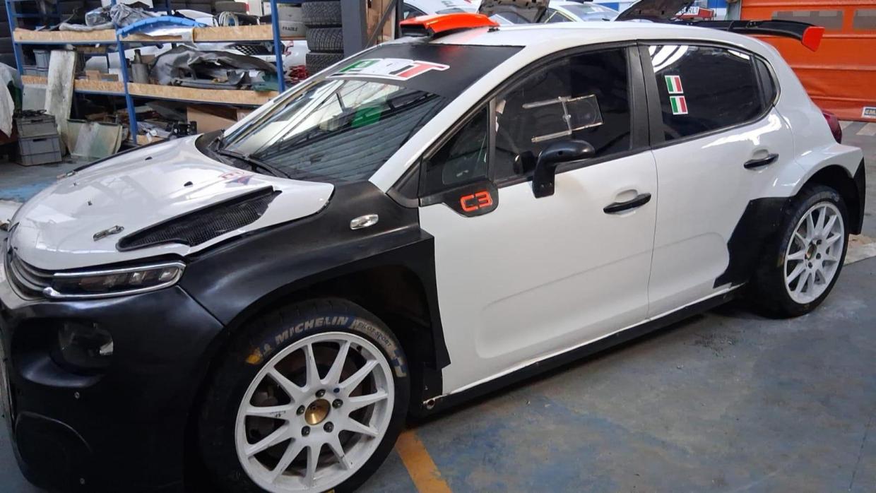 PRT Rally Team - Location de voitures de rallye, sur asphalte et sur terre