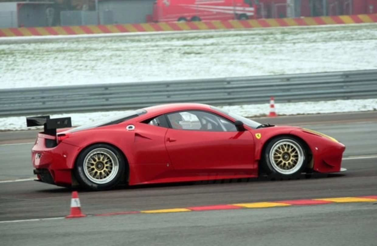Ferrari 458 GT2