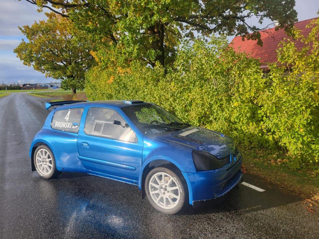 Renault Clio Super1600 - Image 2