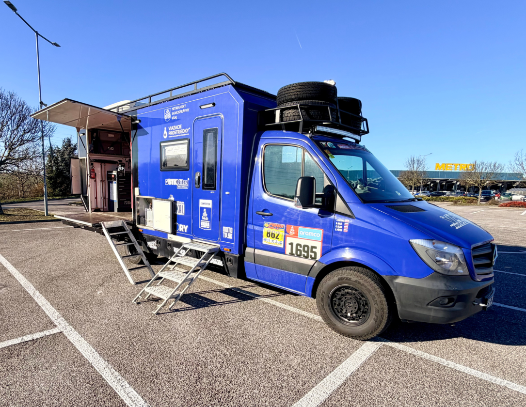 Mercedes-Benz Sprinter 519 CDI – samochód kempingowy i serwisowy - Image 2