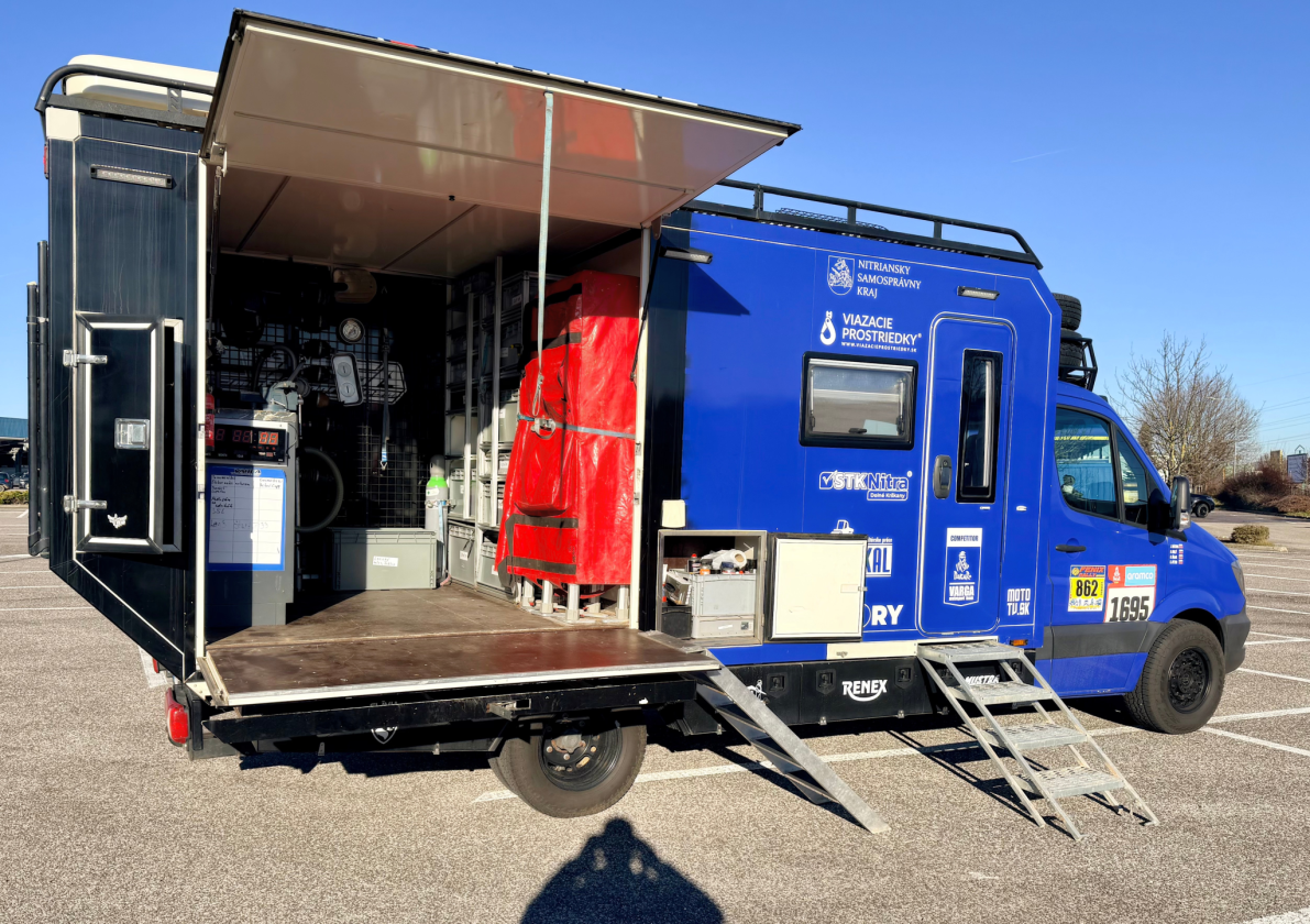 Mercedes-Benz Sprinter 519 CDI – samochód kempingowy i serwisowy - Image 4
